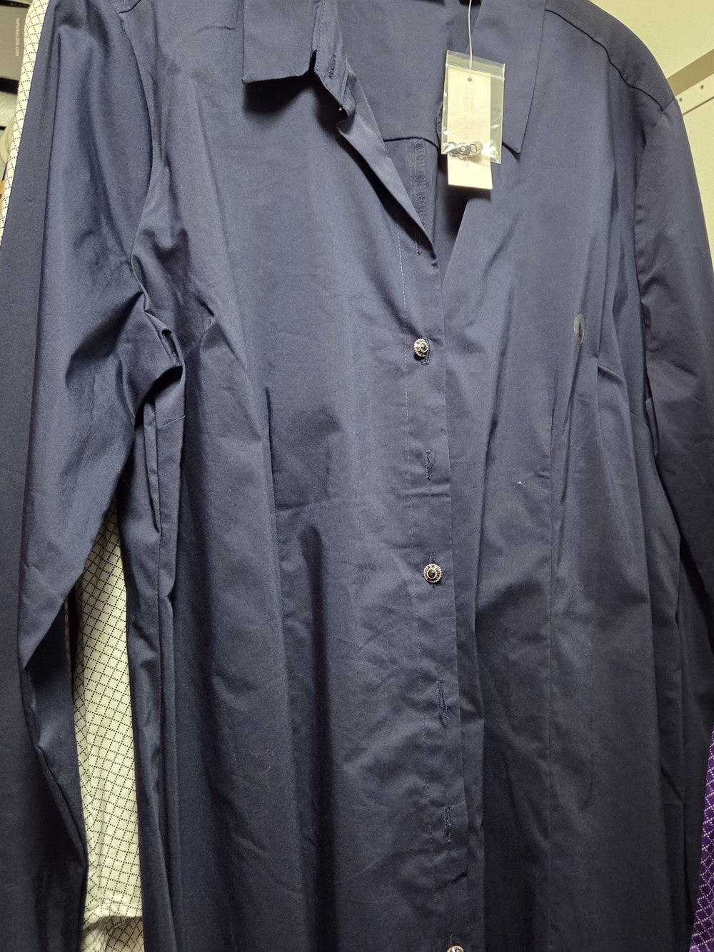 New York & Co. Navy Long-Sleeve Button-Down Shirt